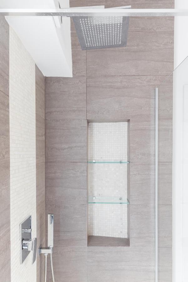 Amoretti Apartment, 6 Persone, 3 Camere, 2 Bagni, Balcone, Wi-Fi, Metro B Monti Tiburtini Рим Екстериор снимка