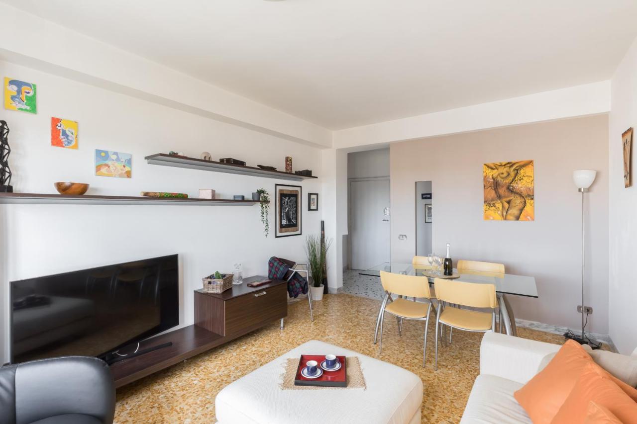 Amoretti Apartment, 6 Persone, 3 Camere, 2 Bagni, Balcone, Wi-Fi, Metro B Monti Tiburtini Рим Екстериор снимка