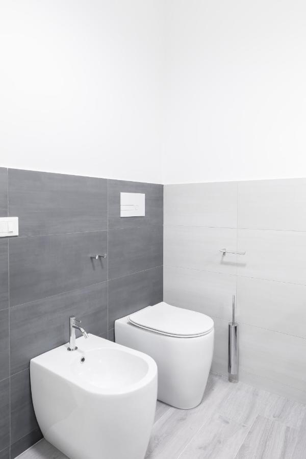 Amoretti Apartment, 6 Persone, 3 Camere, 2 Bagni, Balcone, Wi-Fi, Metro B Monti Tiburtini Рим Екстериор снимка